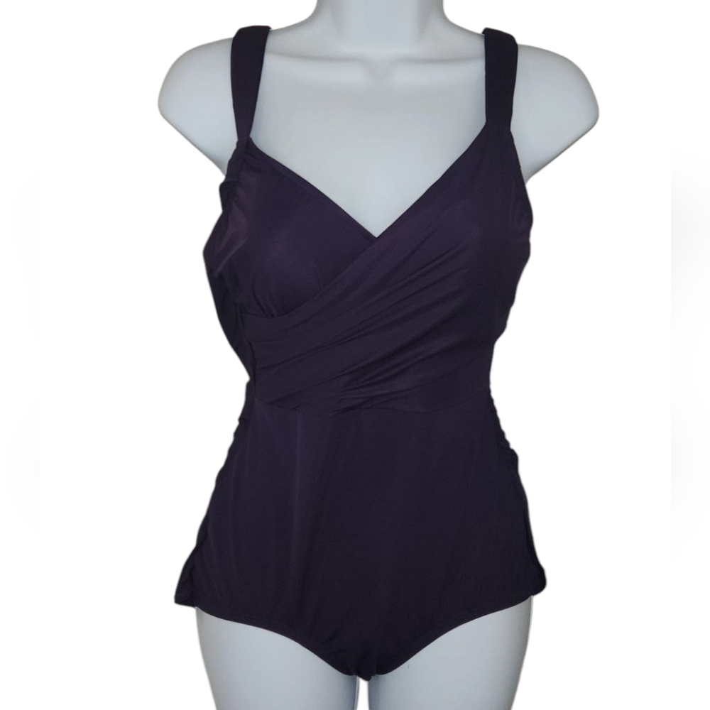 Lands End Eggplant Purple Ruched One Piece Swimsuit. Size 6